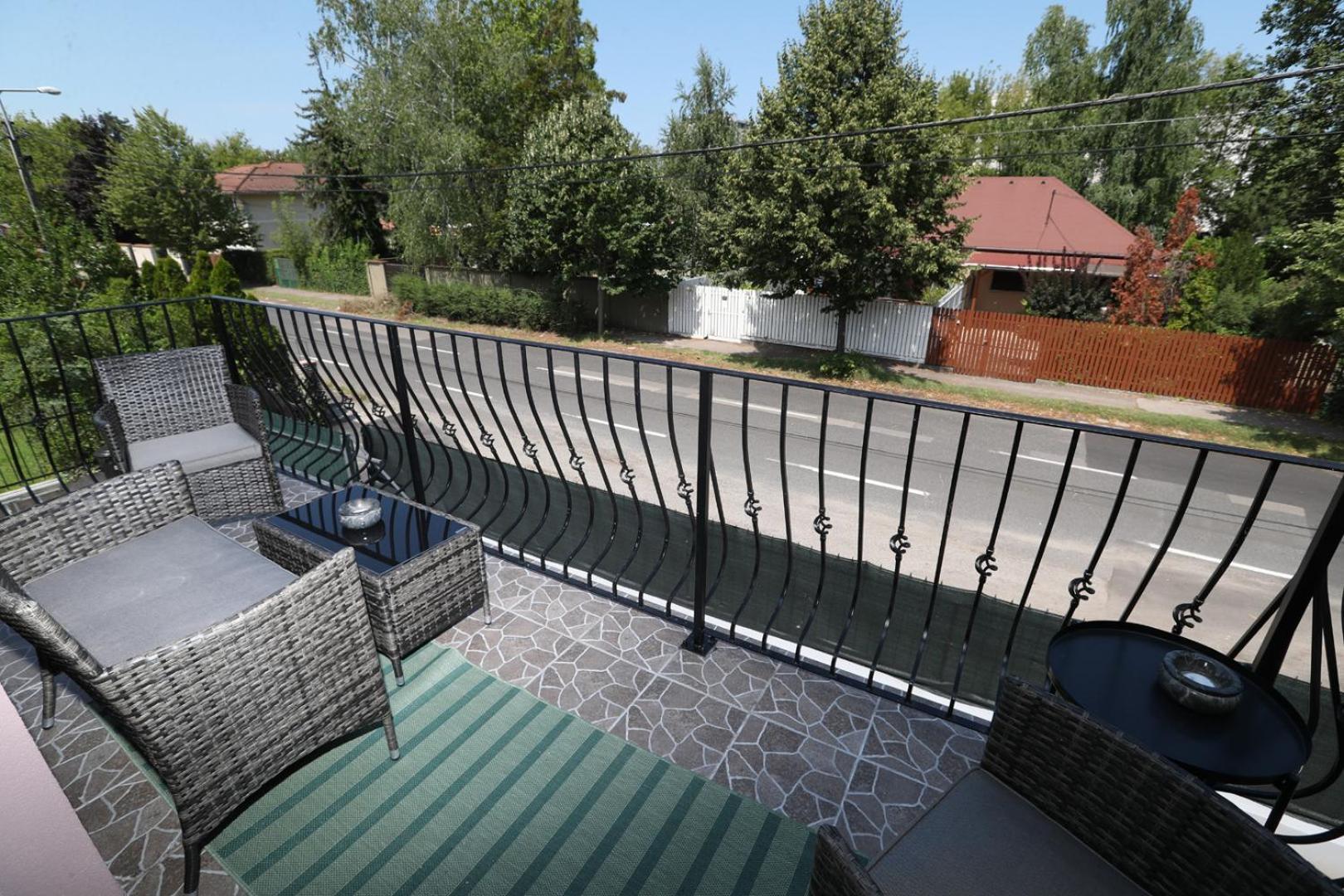 Four Flowers Apartman Сиофок Екстериор снимка