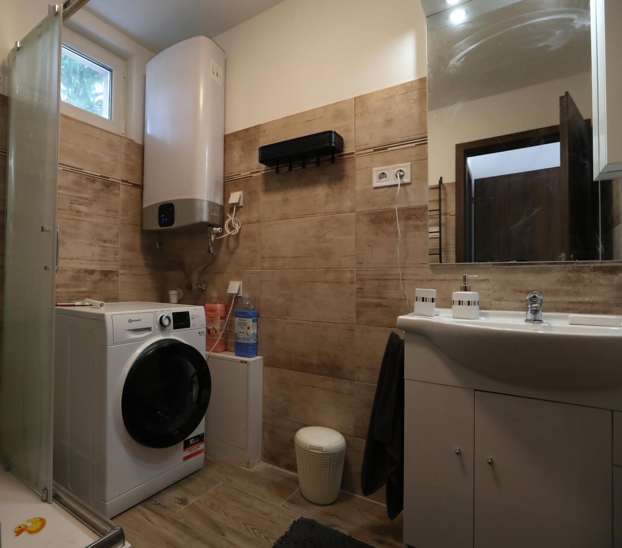 Four Flowers Apartman Сиофок Екстериор снимка