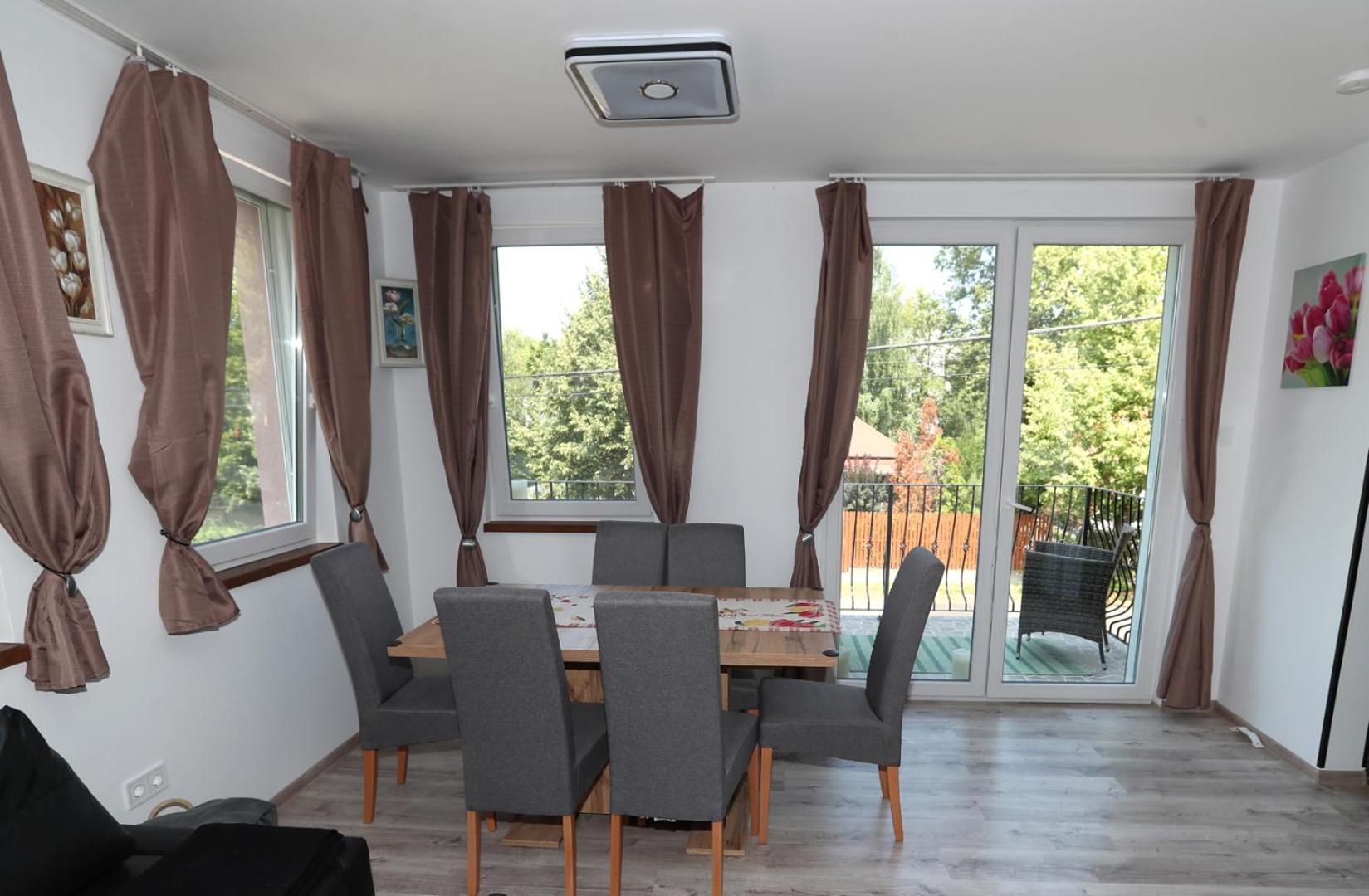 Four Flowers Apartman Сиофок Екстериор снимка